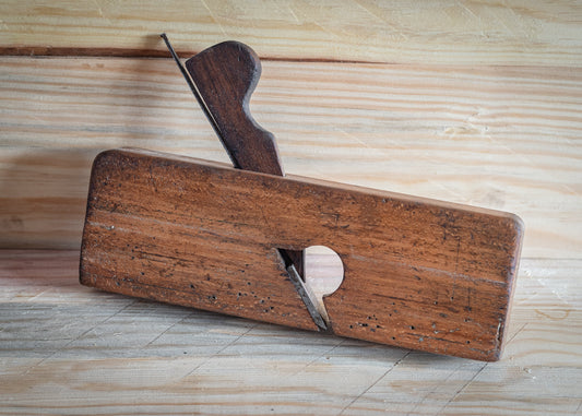 Vintage Wooden 1 1/4" skew plane.