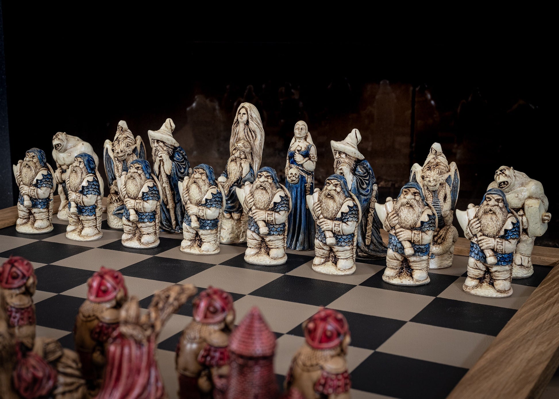 Made to order – Chess set, Spellmaster vs Cobra Queen, in aged ivory, with blue accents and walnut, with red accents. BOARD NOT INCULDED