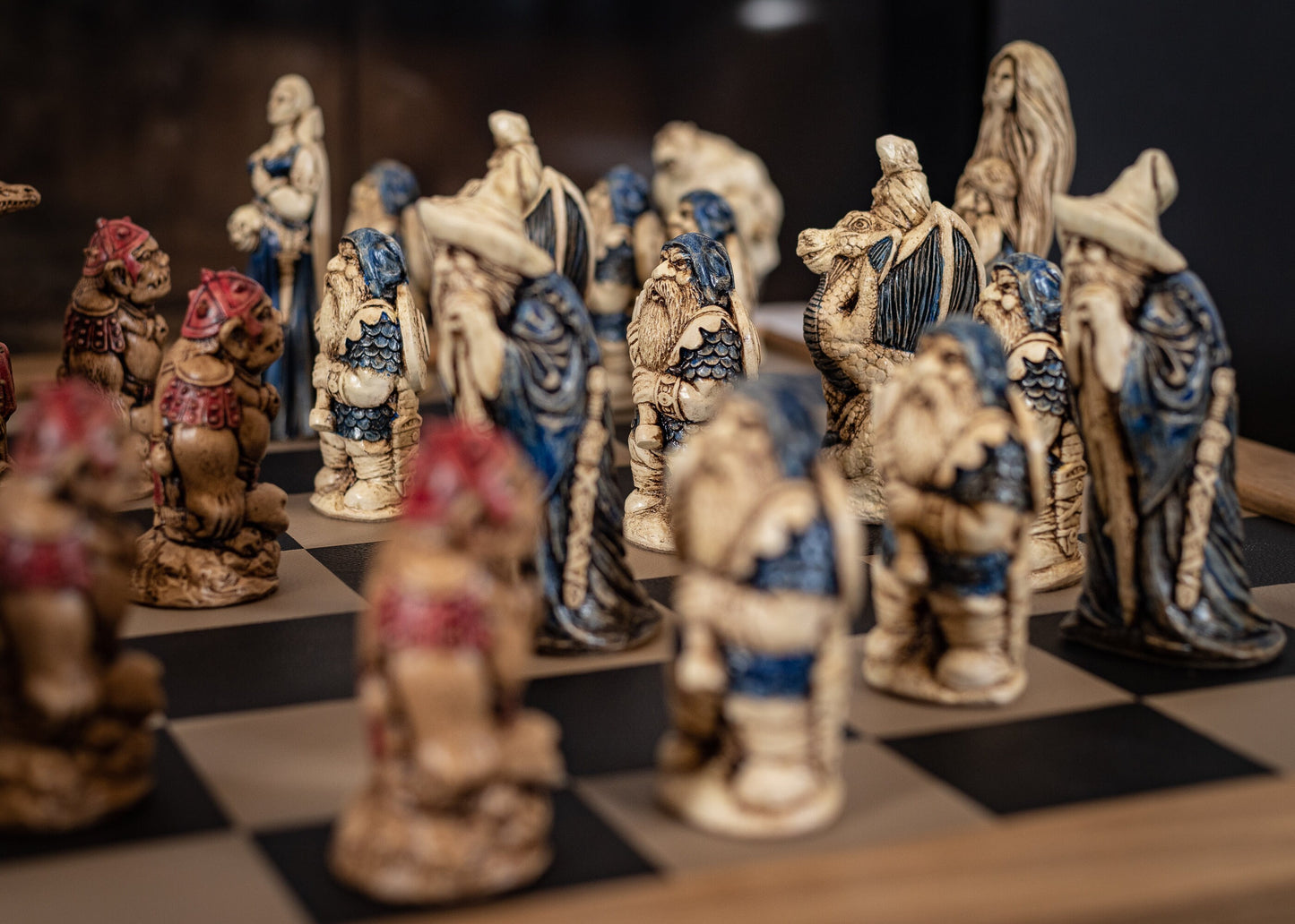 Made to order – Chess set, Spellmaster vs Cobra Queen, in aged ivory, with blue accents and walnut, with red accents. BOARD NOT INCULDED