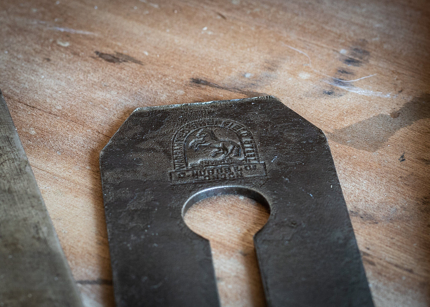 Vintage 17" wooden jack / fore plane, by A Mathieson & Son, with 2 1/4" C. Nurse blade.