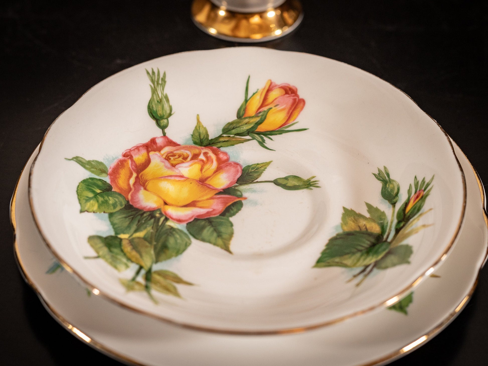 Stunning Vintage Paragon China trio, in the 'Authentic World Famous Wheatcroft Roses - Peace and Mme Ch Sauvage, by Henry Wheatcroft'